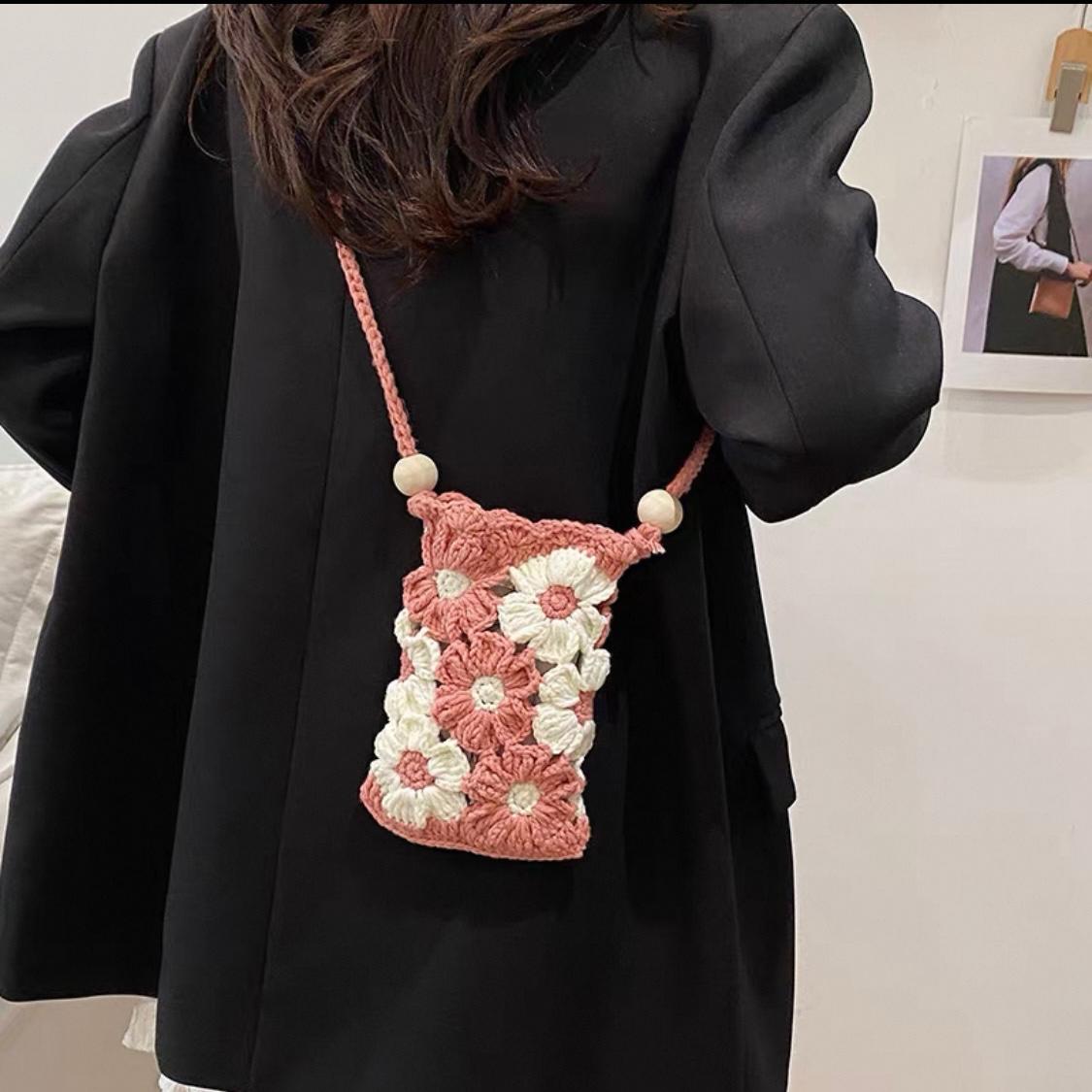 Crochet Flower Phone Pouch